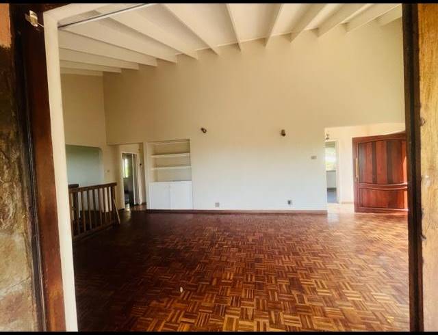 4 BEDROOM HOUSE FOR SALE IN YELLOWWOOD PARK